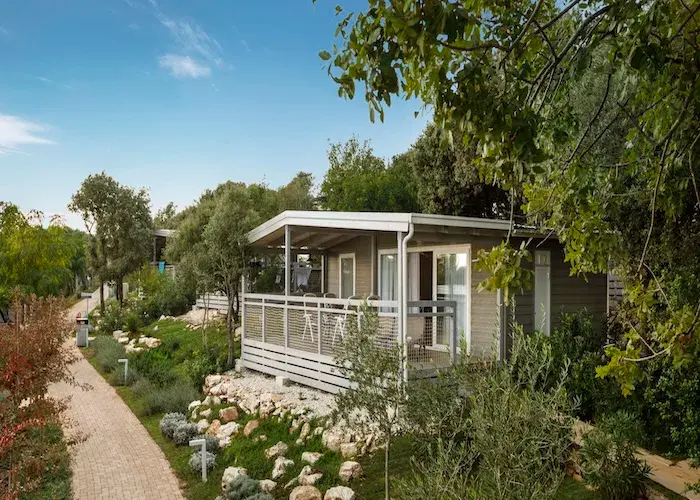 Luxe bungalows Camping Vestar